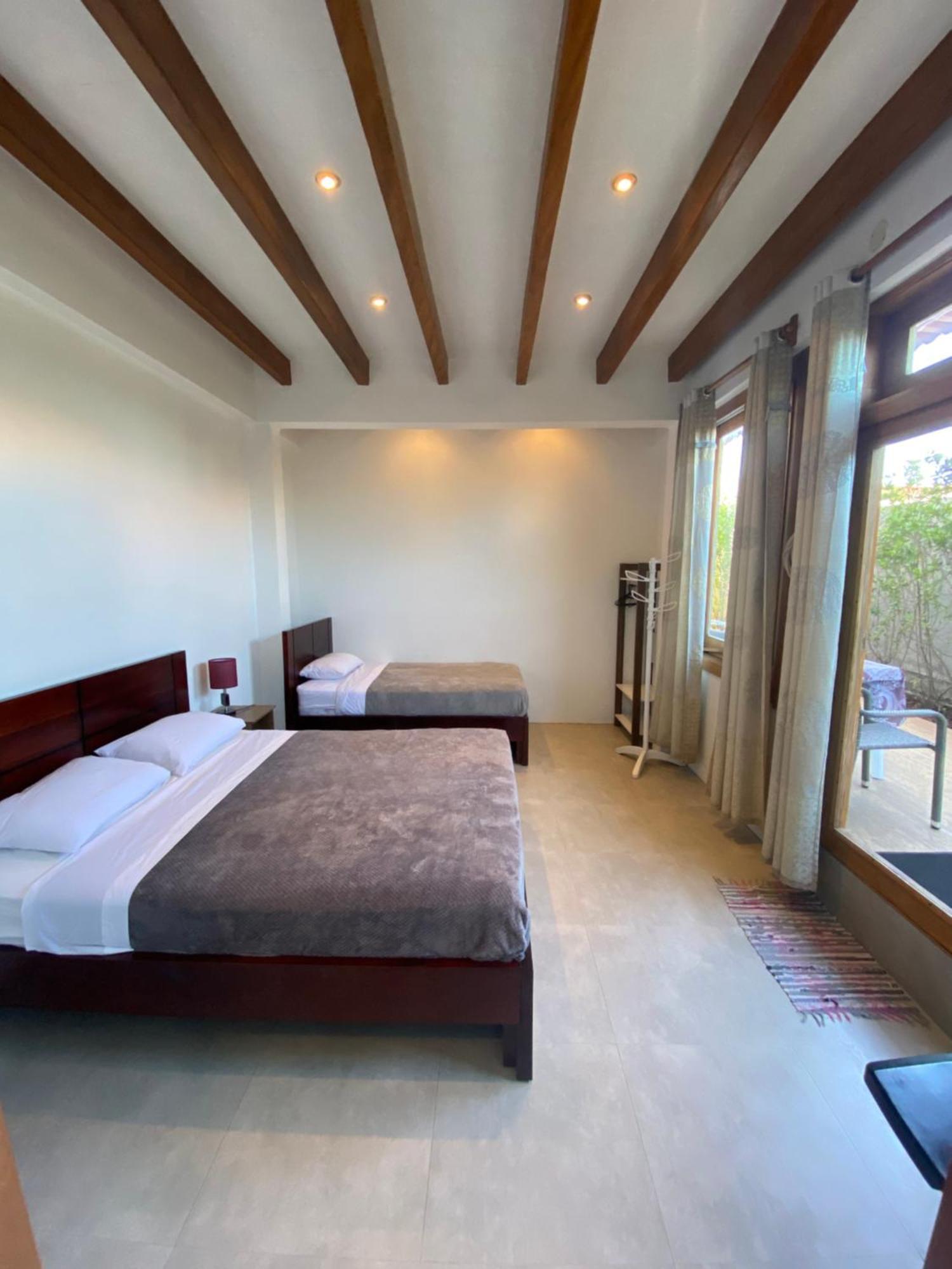 Black Pearl Puerto Villamil Dış mekan fotoğraf